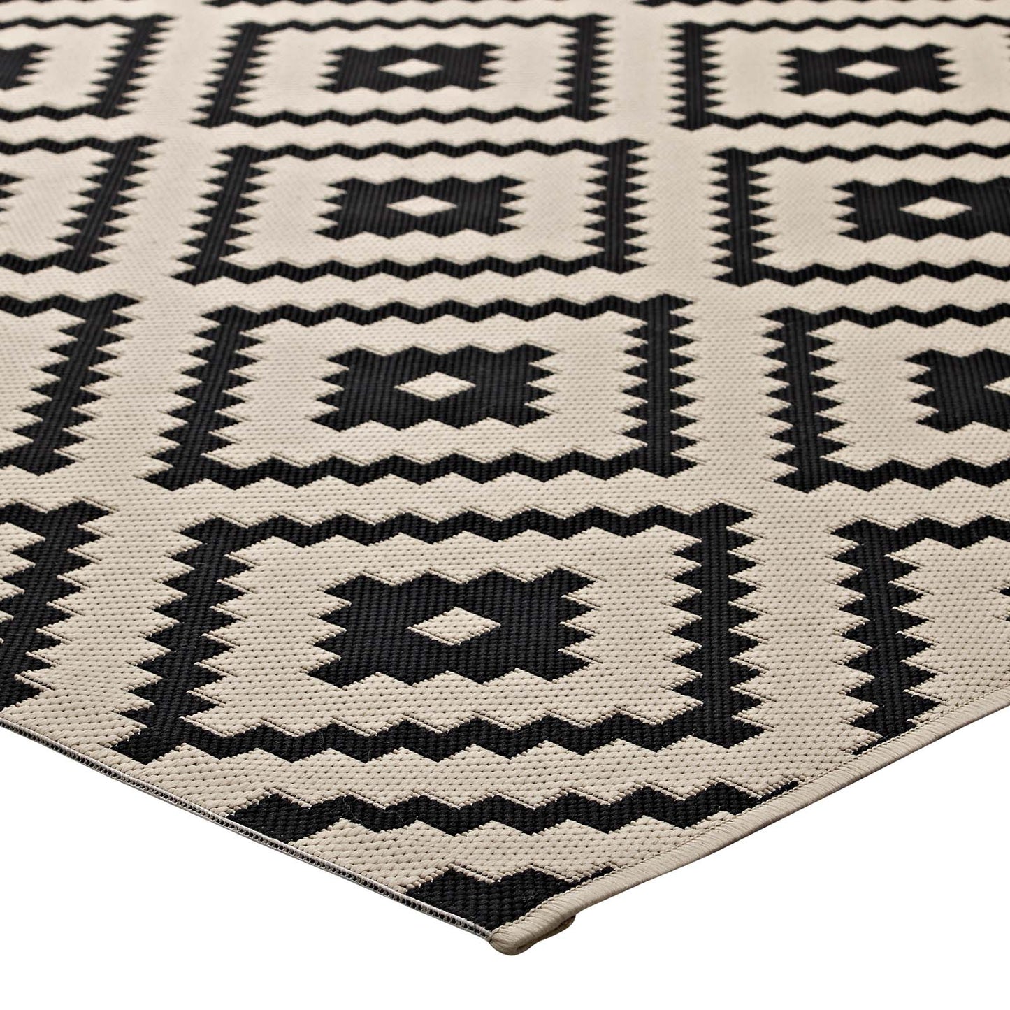 Perplex Geometric Diamond Trellis 8x10 Indoor and Outdoor Area Rug