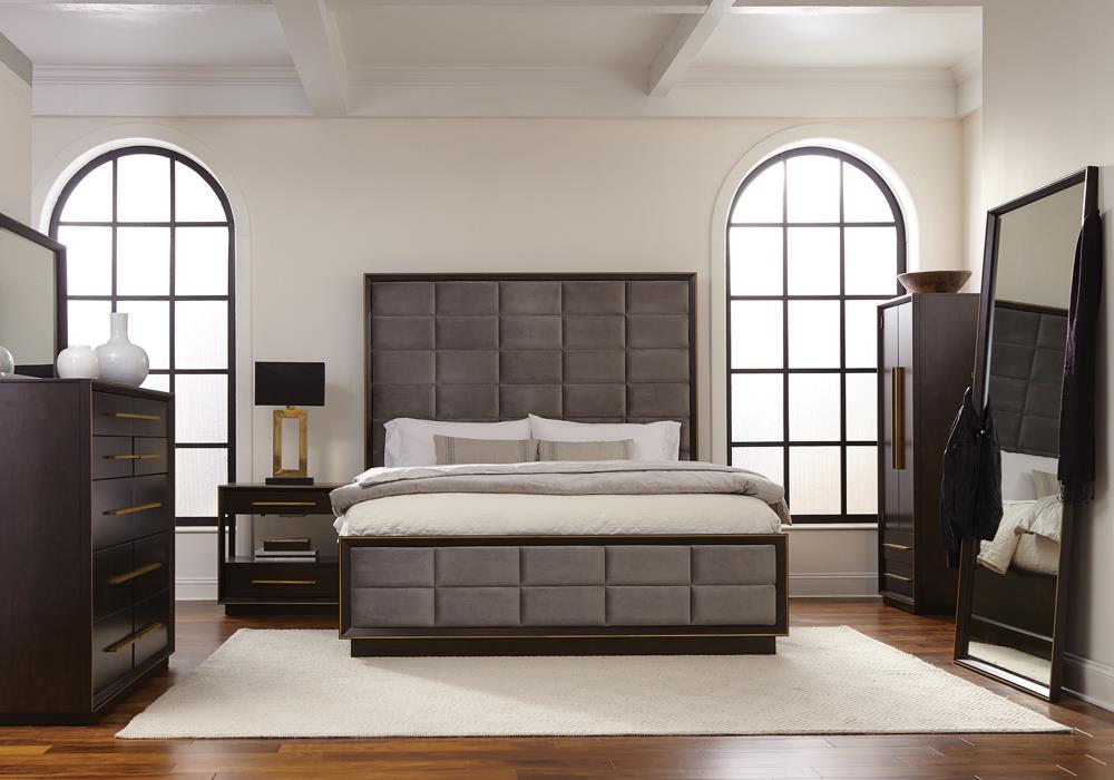 Durango 4-piece Eastern King Panel Bedroom Set Grey and Smoked Peppercorn