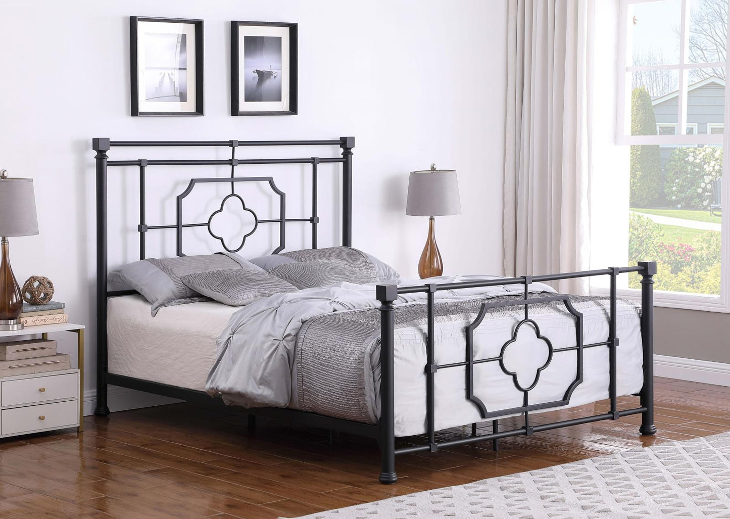 Paskay Queen Metal Panel Bed Matte Black