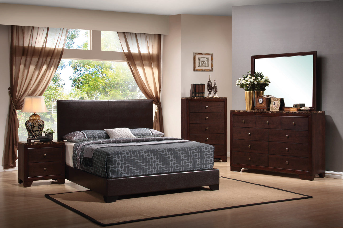 Conner Bedroom Set with Upholstered Headboard Cappuccino