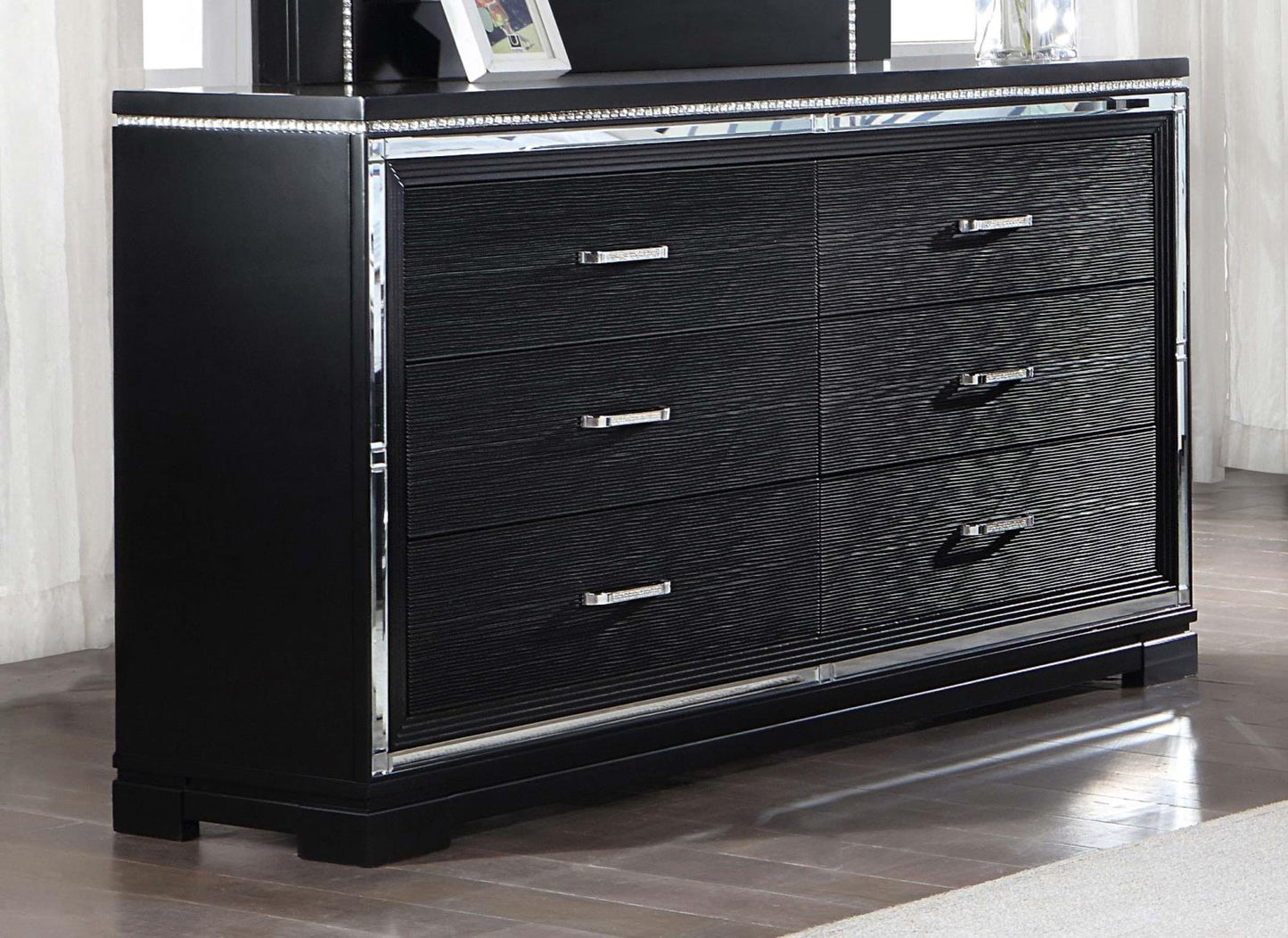 Eleanor Rectangular 6-drawer Dresser Silver and Black