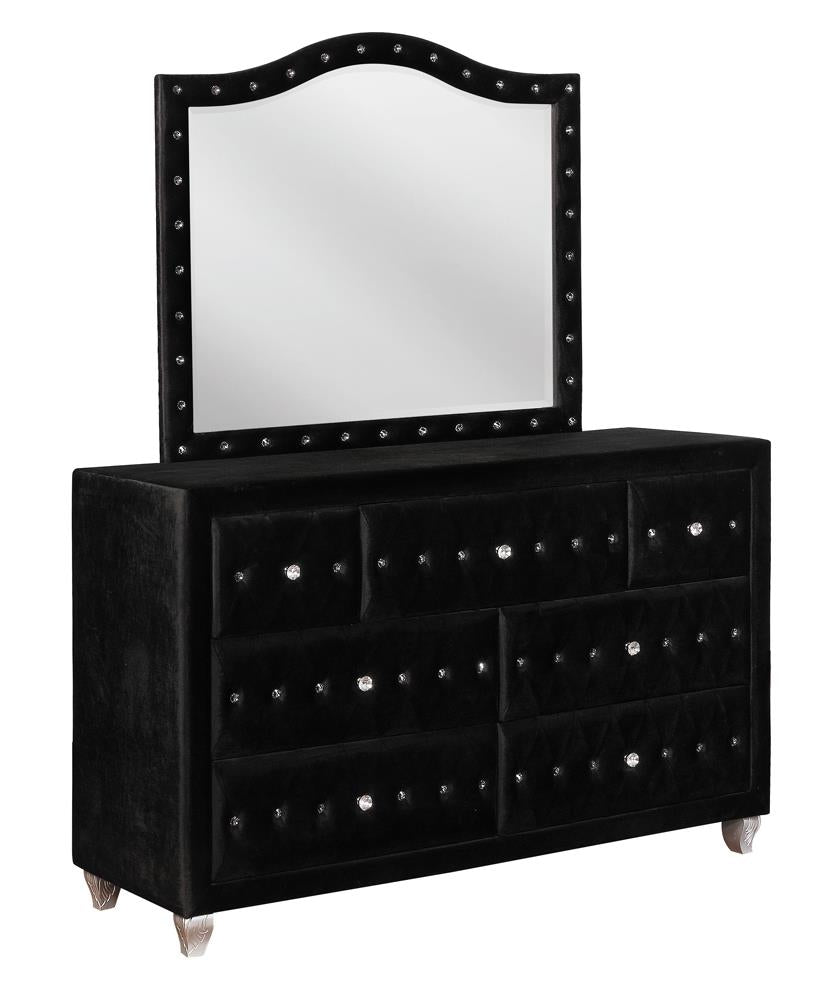 Deanna 7-drawer Rectangular Dresser Black